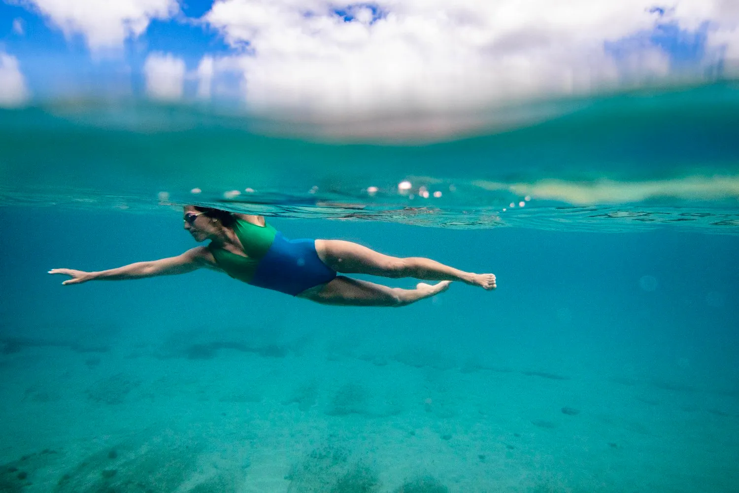 How Performance Features in Sport Tankini Tops Benefit Your Active Lifestyle